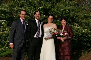 2010-04-23-213 Lindsay-Andrew Wedding.jpg